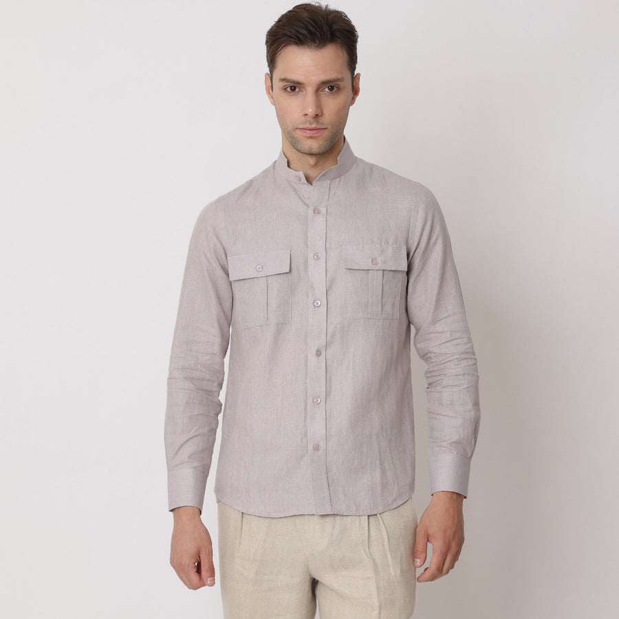 قميص من الكتان النقي الفاخر بلون أرجواني فاتح، بياقة صينية، صنع في الإمارات العربية المتحدة - D22009