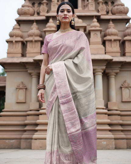 ساري كانجيفارام من الحرير الخالص بلون اللافندر والفضي، مزين بزخارف فنية منسوجة يدويًا، بطول 5.5 متر مع بلوزة، من أصل هندي - D22669