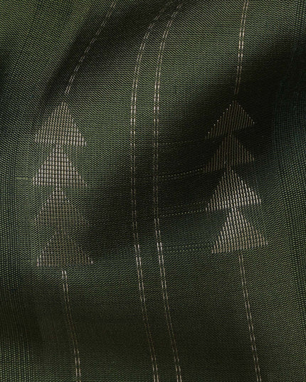 Olive Green Soft Silk Saree with Arrow Motifs and Dual-Toned Pallu Design, 5.5 Meters with Blouse Piece, Originating from India-D22690 - Regal Fabrics