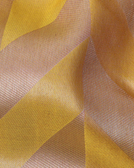 ساري كانجيفارام من الحرير الخالص بلون الخزامى والخردل بتصميم هندسي منسوج يدويًا ونقشة بالو متباينة، بطول 5.5 متر مع قطعة بلوزة، من أصل هندي - D22696