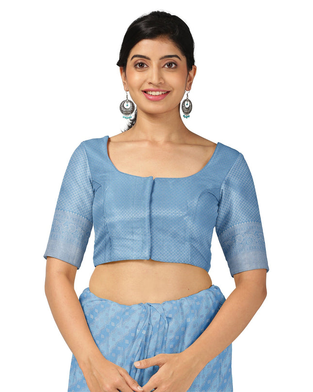 ساري كانجيفارام من الحرير الخالص باللون الأزرق السماوي، بنقشة بوتي قطرية منسوجة يدويًا وحواف مزخرفة، بطول 5.5 متر مع قطعة بلوزة، من أصل هندي - D22698