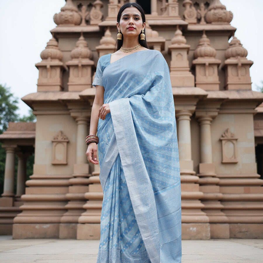 Sky Blue Pure Silk Kanjeevaram Saree with Handwoven Diagonal Butti Pattern and Ornamental Border, 5.5 Meters with Blouse Piece, Originating from India-D22698 - Regal Fabrics