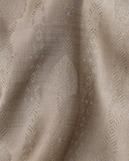 ساري كانجيفارام من الحرير الخالص بلون أخضر زيتوني، بنسيج مخطط يدويًا ولمسة نهائية رقيقة من قماش زاري، بطول 5.5 متر مع قطعة بلوزة، من أصل هندي - D22709