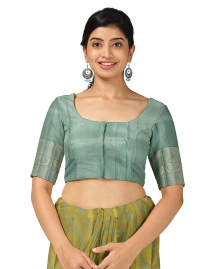 ساري كانجيفارام من الحرير الخالص باللونين الأخضر النعناعي والأصفر، بنمط موجة منسوج يدويًا وحواف زاري مزخرفة، بطول 5.5 متر مع قطعة بلوزة، من أصل هندي - D22714