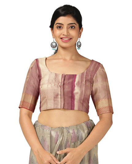 ساري كانجيفارام من الحرير الخالص بلون النحاس الذهبي، مزين بزخارف نباتية منسوجة يدويًا وحواف منقوشة متباينة، بطول 5.5 متر مع بلوزة، من أصل هندي - D22722