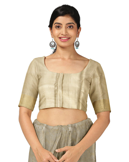 ساري كانجيفارام من الحرير الخالص، منسوج بنقشة زهور باللون البيج الذهبي، مع لوحة متباينة، بطول 5.5 متر مع قطعة بلوزة، منسوج يدويًا من الهند - D22726