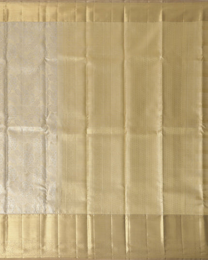 ساري كانجيفارام من الحرير الخالص، منسوج بنقشة زهور باللون البيج الذهبي، مع لوحة متباينة، بطول 5.5 متر مع قطعة بلوزة، منسوج يدويًا من الهند - D22726