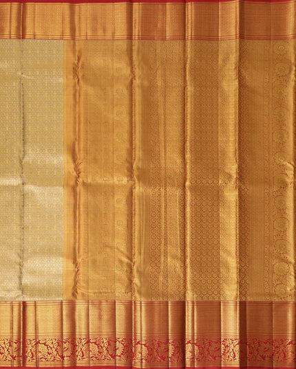 ساري كانجيفارام حريري نقي من قماش زاري مزخرف بنقشة زهور باللون البيج الذهبي مع حافة معبد حمراء، بطول 5.5 متر مع قطعة بلوزة، منسوج يدويًا من الهند - D22729