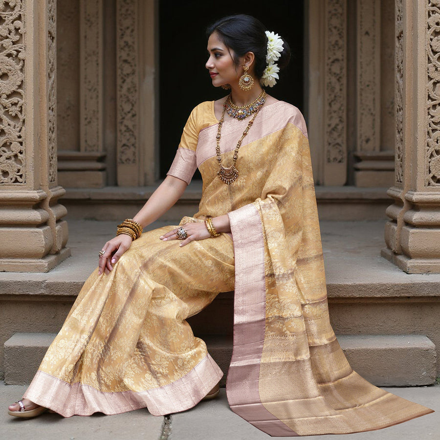 ساري كانجيفارام من الحرير الخالص بتصميم زهري وردي باهت وذهبي، 5.5 متر مع قطعة بلوزة، منسوج يدويًا من الهند - D22730