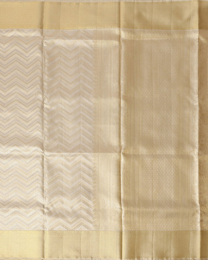 ساري كانجيفارام من الحرير الخالص، منسوج يدويًا من قماش زاري بلون كريمي عاجي، بطول 5.5 متر مع بلوزة، من الهند - D22736