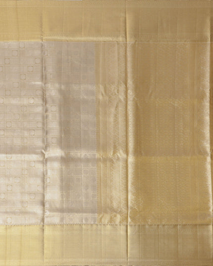 ساري كانجيفارام من الحرير الخالص، منسوج يدويًا من قماش زاري دائري رقيق باللون البيج الذهبي، بطول 5.5 متر مع قطعة بلوزة، من الهند - D22737