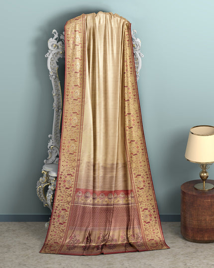 ساري كانجيفارام حريري نقي منسوج بحدود زهرية باللون البيج الذهبي، بطول 5.5 متر مع قطعة بلوزة، منسوج يدويًا من الهند - D22738
