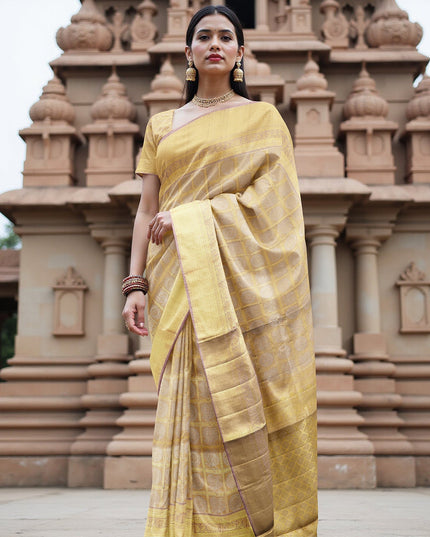 ساري كانجيفارام من الحرير الخالص، منقوش بنقشة مربعات ذهبية، بطول 5.5 متر مع قطعة بلوزة، منسوج يدويًا من الهند - D22739