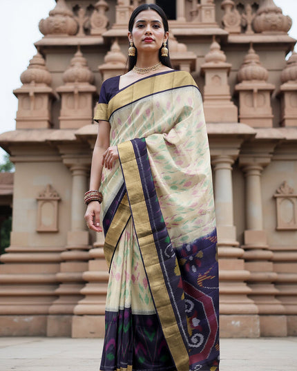 ساري عاجي بودي بطبعة إيكات متعددة الألوان ومطرز بنقشة بالو من الحرير الخالص باللون الأزرق الداكن، بطول 5.5 متر مع بلوزة، منسوج يدويًا من الهند - D22745