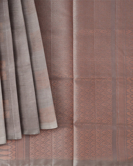 ساري حرير ناعم منقوش بنقشة مربعات نحاسية بلون داستي روز، بطول 5.5 متر مع بلوزة، منسوج يدويًا، من الهند - D22748