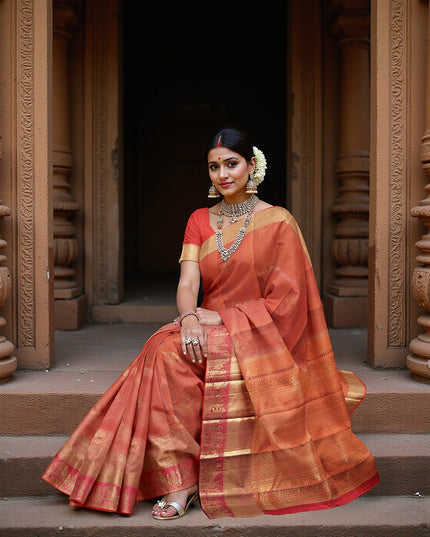 ساري زفاف كانجيفارام من الحرير الخالص، بلون برتقالي صدئ وذهبي، مع حافة معبد مزينة بنقشة زهور، عرض 110 سم، صنع في الهند - D22757