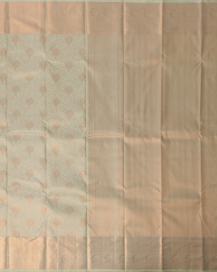 ساري زفاف دائري من الحرير الخالص، باللونين البيج والأخضر النعناعي، من زاري بوتا كانجيفارام، مع حافة مزخرفة وتفاصيل بالو رقيقة، عرض 110 سم، صنع في الهند - D22758