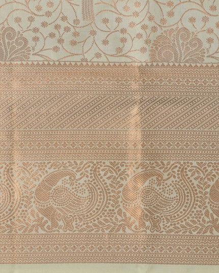 ساري زفاف دائري من الحرير الخالص، باللونين البيج والأخضر النعناعي، من زاري بوتا كانجيفارام، مع حافة مزخرفة وتفاصيل بالو رقيقة، عرض 110 سم، صنع في الهند - D22758