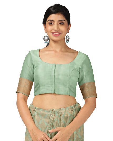 ساري زفاف كانجيفارام من الحرير الخالص، مرصع بالألماس باللون الأخضر الفستقي والذهبي، مزخرف بنقشة بالو مع حدود رقيقة، عرض 110 سم، صنع في الهند - D22761