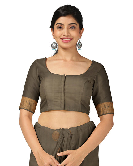 ساري زفاف دائري من الحرير الخالص زاري بوتا كانجيفارام باللون الأخضر الزيتوني والذهبي العتيق، مع حافة فيل تقليدية مع بالو مزخرف، عرض 110 سم، صنع في الهند - D22765