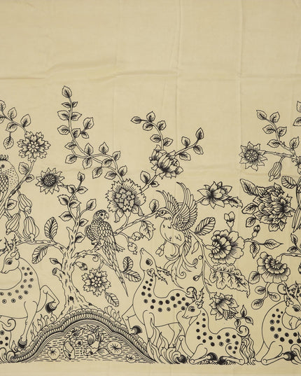 ساري كالامكاري حرير كريمي من شينوري، مزين بمشاهد أسطورية مرسومة يدويًا، عرض 110 سم، أصله: سري كالاهاستي، الهند، طوله 5.5 متر مع بلوزة - D22831