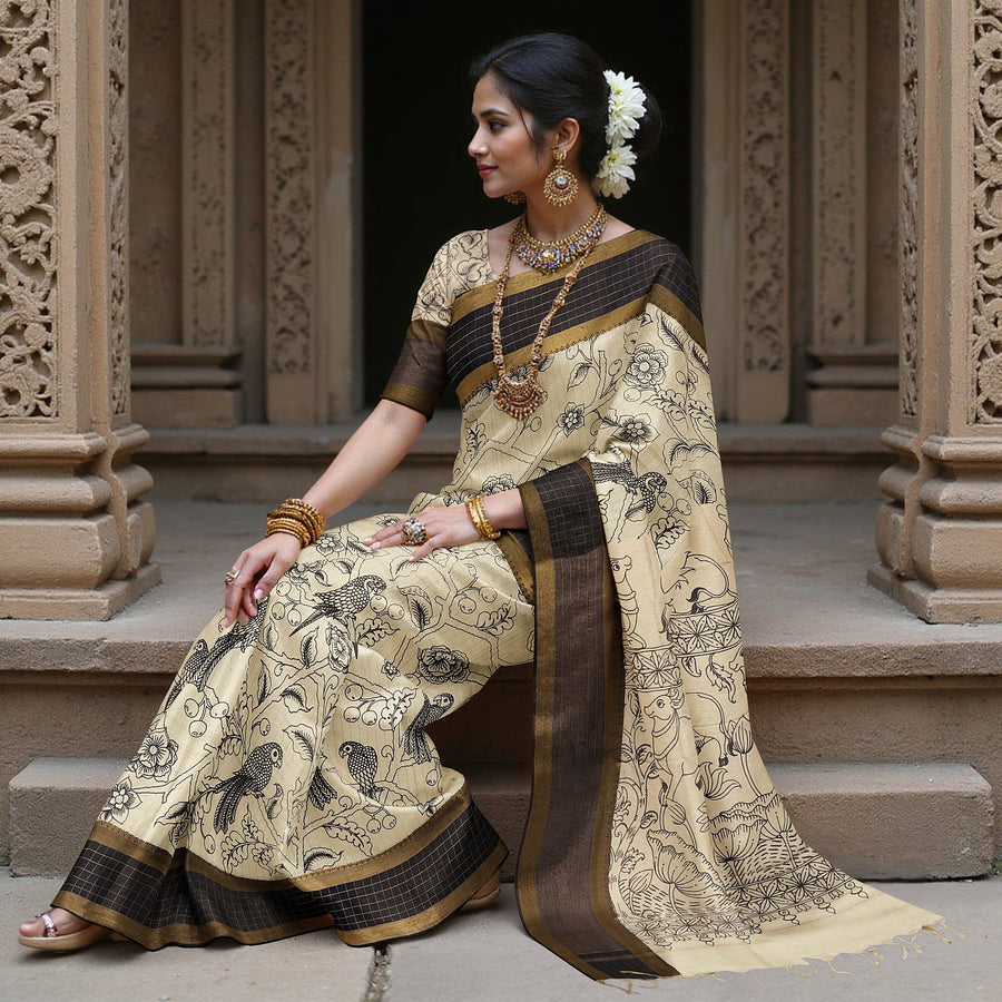 ساري كالامكاري حريري كريمي من بنغالور، مزين برسومات ملحمية مرسومة يدويًا، عرض 110 سم، من سري كالاهاستي، الهند، بطول 5.5 متر مع بلوزة - D22832