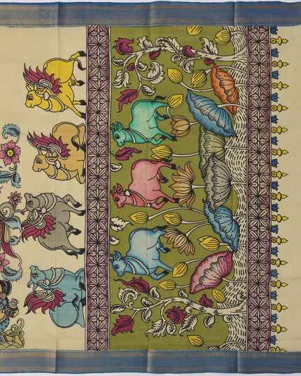 ساري كالامكاري حريري كريمي من بنغالور بزخارف تقليدية مرسومة يدويًا، عرض 110 سم، أصله: سري كالاهاستي، الهند، طوله 5.5 متر مع قطعة بلوزة - D22840