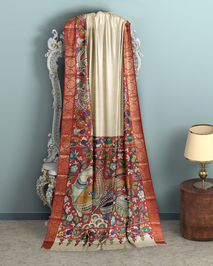 ساري كالامكاري حريري أحمر قرمزي من بنغالور، مزين برسومات أسطورية مرسومة يدويًا، عرض 110 سم، أصله: سري كالاهاستي، الهند، طوله 5.5 متر مع بلوزة - D22845