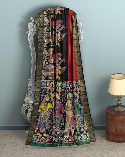 ساري كالامكاري حريري متعدد الألوان من بنغالور، مزين بزخارف إلهية مرسومة يدويًا، عرض 110 سم، أصله: سري كالاهاستي، الهند، طوله 5.5 متر مع بلوزة - D22846