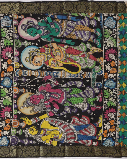 ساري كالامكاري حريري متعدد الألوان من بنغالور، مزين بزخارف إلهية مرسومة يدويًا، عرض 110 سم، أصله: سري كالاهاستي، الهند، طوله 5.5 متر مع بلوزة - D22846