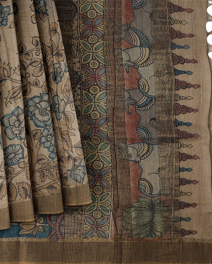 ساري كالامكاري من الحرير التوسار البني الباهت مع رسومات أسطورية مرسومة يدويًا، العرض 110 سم، المنشأ: سري كالاهاستي، الهند، الطول 5.5 متر مع قطعة بلوزة - D22860