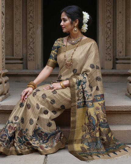 ساري كالامكاري من حرير توسار بني فاتح مزين برسومات أسطورية مرسومة يدويًا، عرض 110 سم، أصله: سري كالاهاستي، الهند، طوله 5.5 متر مع بلوزة - D22861