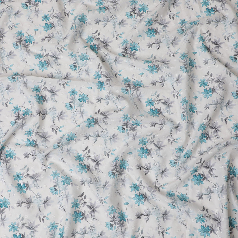 قماش عشبي قطني مطرز بالزهور باللون الأزرق من Cool Breeze، بعرض 110 سم - يباع بالمتر من India-D18865