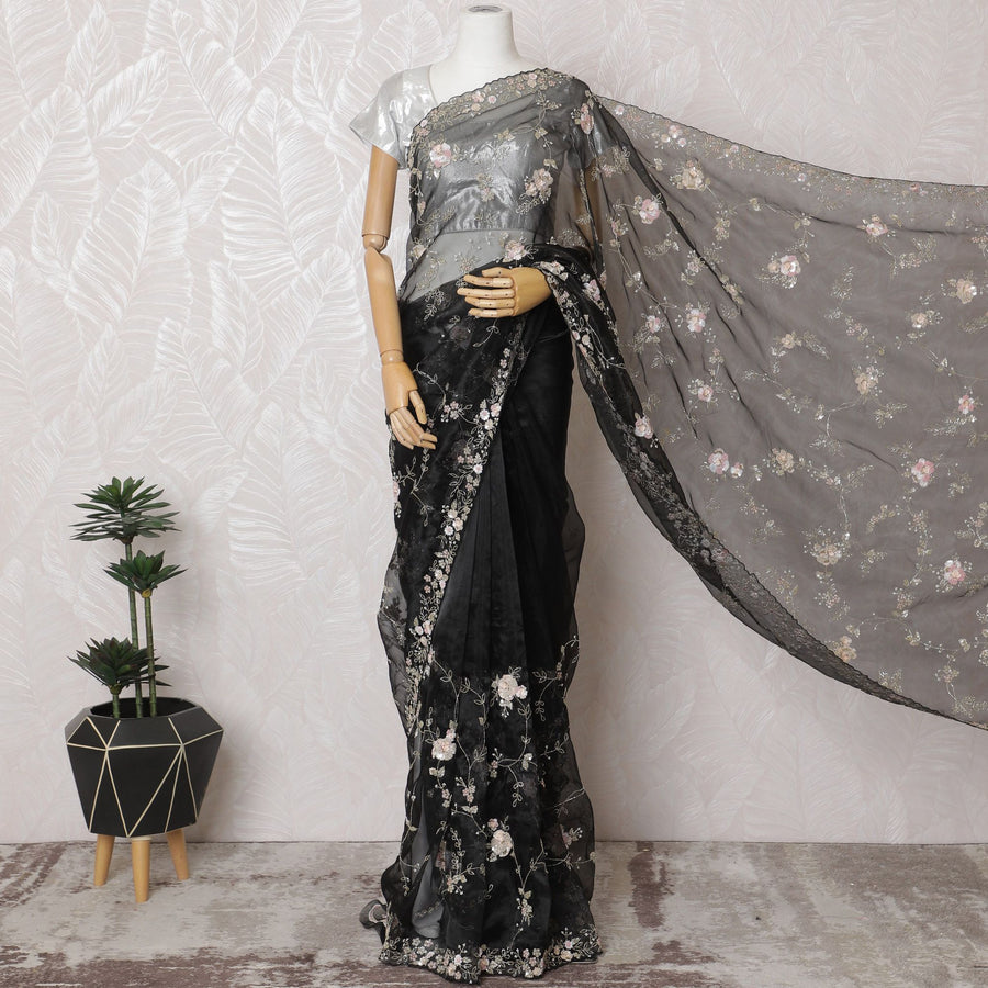 ساري الأورجانزا الحريري الفاخر من منتصف الليل مع تطريز وأعمال حجرية - 110 سم × 5.5 م -D18789