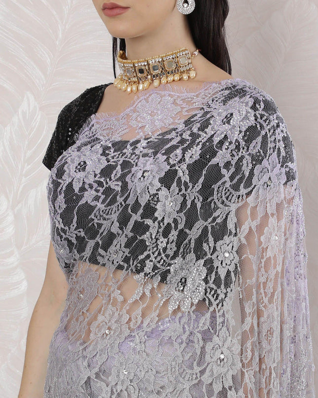 رمادي سحابي، أرجواني فاتح ساري دانتيل شانتيلي فرنسي نقي فاخر مع عمل حجري بتصميم أومبري-D16396