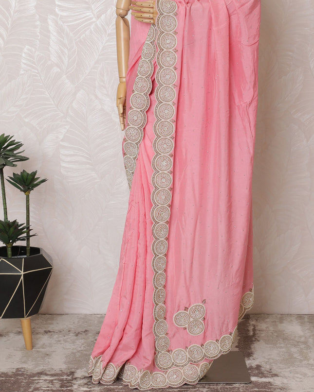 ساري من الحرير القطني باللون الوردي للأطفال مع خرز باللون البيج وأعمال حجرية بتصميم هندسي -D17086