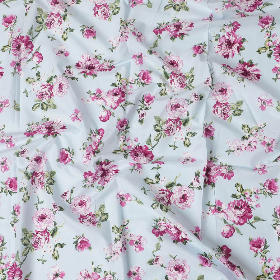 قماش قطني باللون الأزرق الفاتح مع طباعة متعددة الألوان بتصميم زهور-D17372 (1.75 متر)