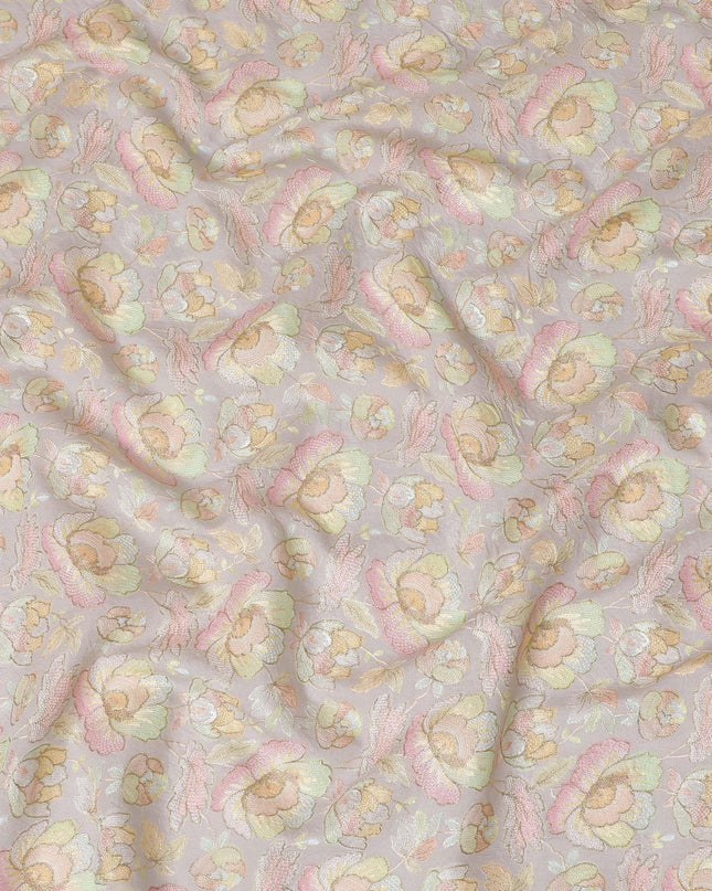 قماش مخلوط من حرير التوسار الفاخر باللون الرمادي السحابي مع تطريز متعدد الألوان بتصميم الأزهار-D15794