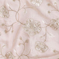 قماش جورجيت صناعي بلون السلمون الخوخي الفاتح بنفس اللون والتطريز الذهبي بتصميم الأزهار-D15821