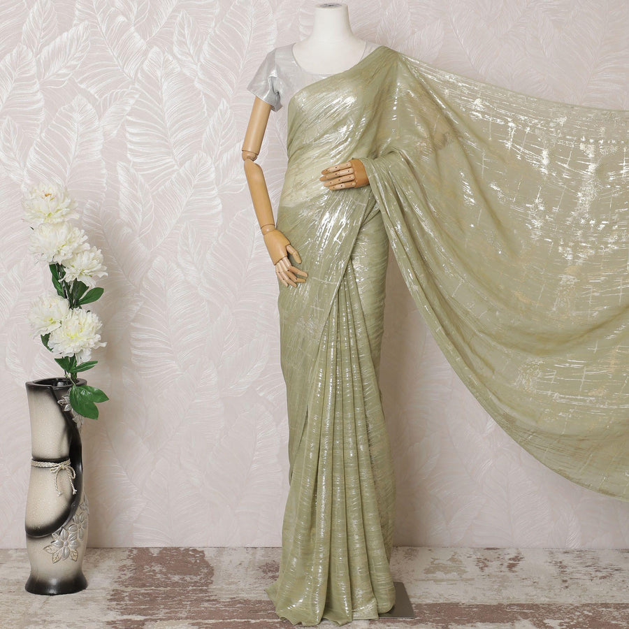 ساري من الشيفون الحريري الخالص الفاخر باللون الأخضر المريمية مع اللوريكس المعدني الذهبي والفضي بتصميم تجريدي-D16123