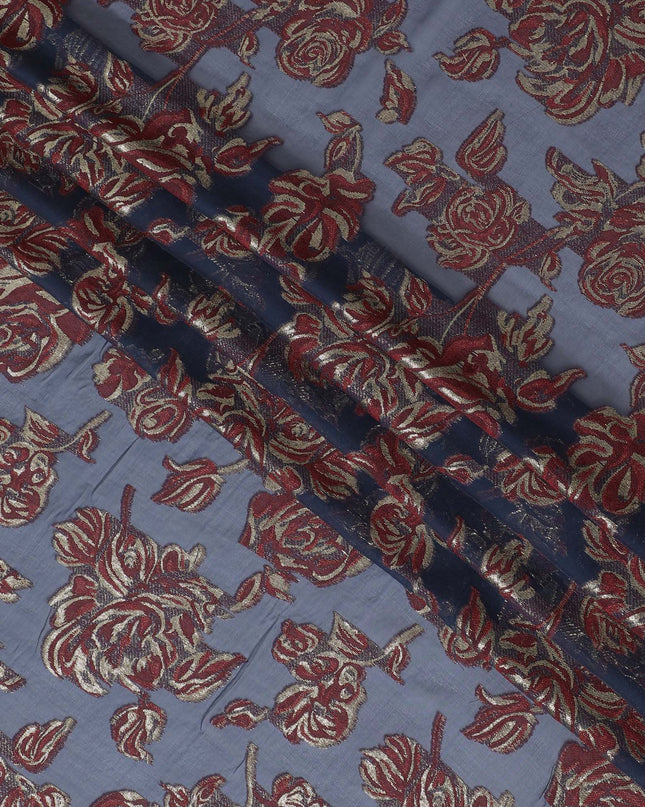 قماش شيفون حريري فرنسي (فرنساوي) فاخر باللون الأزرق الداكن مع فيسكوز كستنائي ولوريكس معدني ذهبي بتصميم زهور - D16546