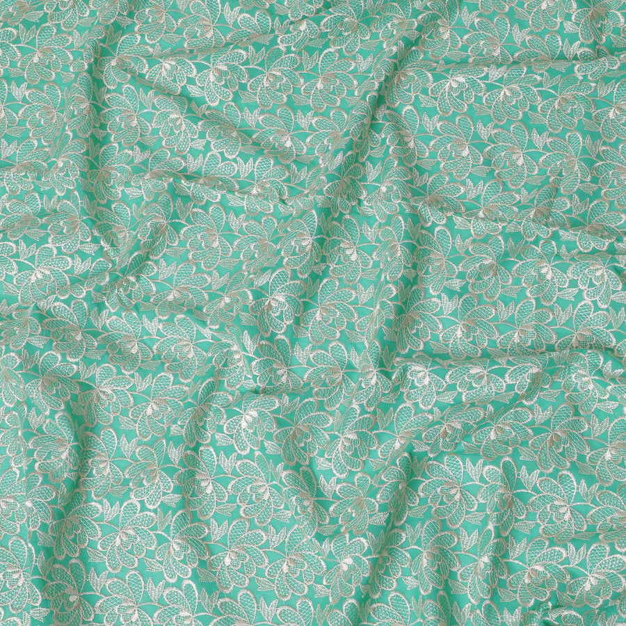 قماش فوال من القطن الخالص باللون الأخضر الرائع مع تطريز باللون البيج بتصميم الأزهار-D16976