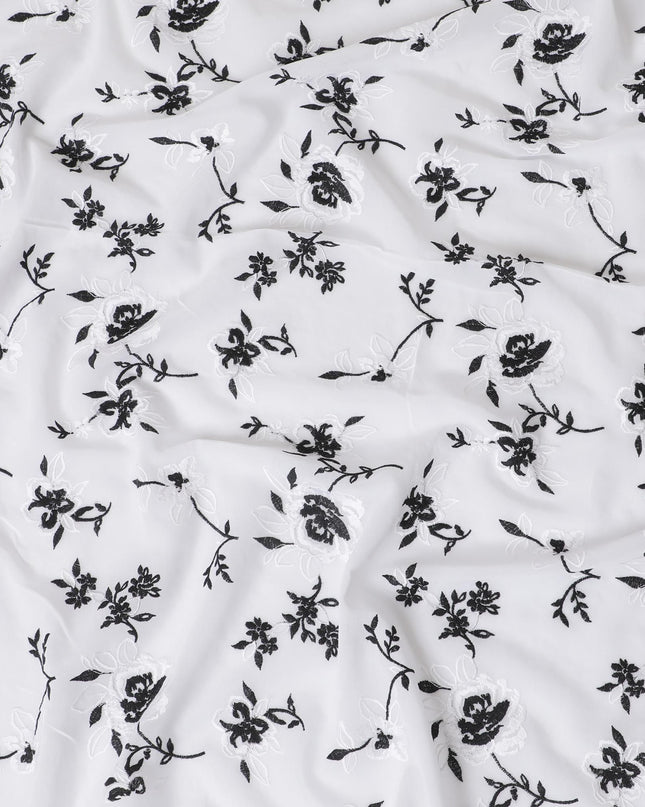 قماش فوال من القطن الخالص باللون الأبيض بنفس اللون والتطريز الأسود بتصميم الأزهار-D16978