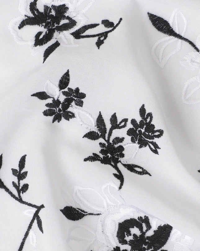 قماش فوال من القطن الخالص باللون الأبيض بنفس اللون والتطريز الأسود بتصميم الأزهار-D16978