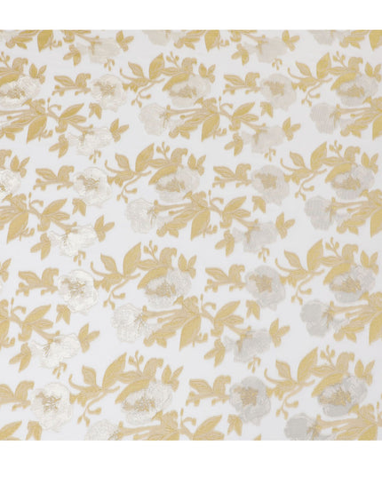 قماش الشيفون الحريري الفرنسي (الفرنساوي) الفاخر باللون الأبيض الفاتح مع الفيسكوز الذهبي الخردلي والوركس المعدني بتصميم الأزهار -D17442