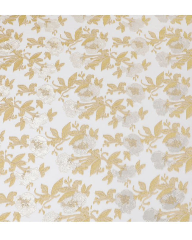 قماش الشيفون الحريري الفرنسي (الفرنساوي) الفاخر باللون الأبيض الفاتح مع الفيسكوز الذهبي الخردلي والوركس المعدني بتصميم الأزهار -D17442
