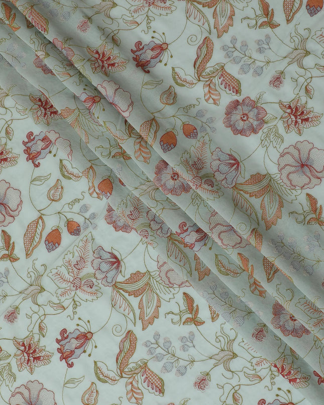 قماش فوال قطن مزين بالورود باللون الأخضر الغار - عرض 110 سم -D17560