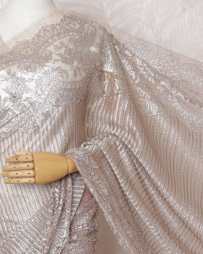 قماش دانتيل شانتيلي ذهبي لامع مع زخارف حجرية متلألئة، عرض 110 سم - قطعة فاخرة 5.5 متر، لا تتضمن بلوزة -D17851