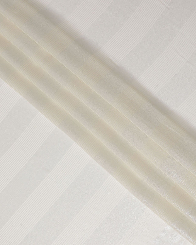 قماش شيفون لوركس بيج معدني أنيق - عرض 110 سم، نسيج لامع، مثالي لتصميم الأزياء، اشتري عبر الإنترنت في Meters-D18162