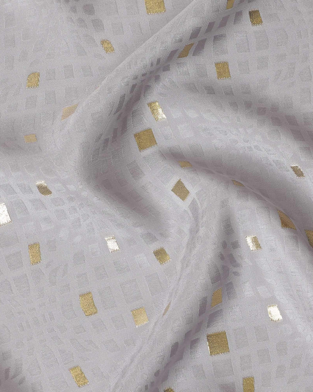 قماش حرير كريب رمادي سحابي مع جاكار ذهبي وألوان مشابهة بتصميم تجريدي -D15757